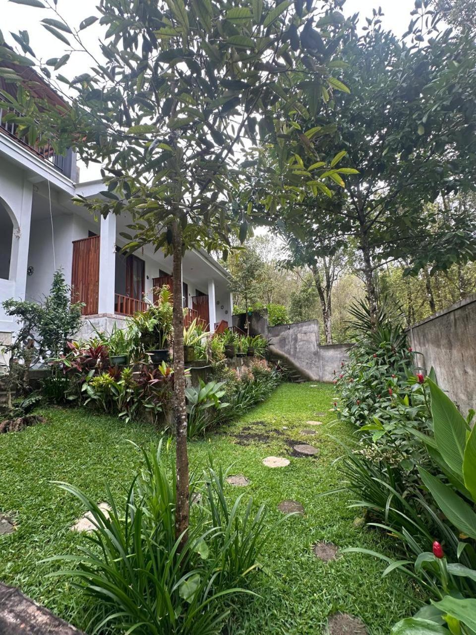 Umah Yugadi Bali Leilighet Munduk Rom bilde